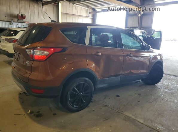 1FMCU9G90HUB67355 2017 FORD ESCAPE Коричневый Задняя правая четверть