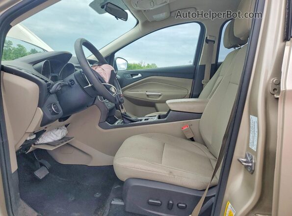 1FMCU9G90HUE20030 2017 FORD ESCAPE Beige Widok wnętrza z przodu