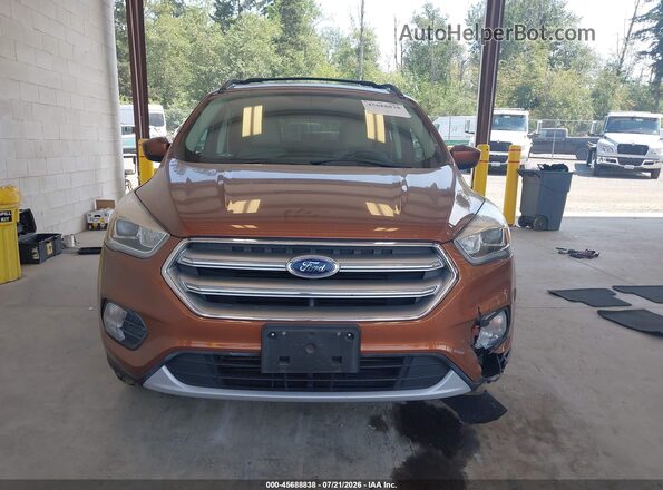 1FMCU9G91HUD96045 2017 FORD ESCAPE Orange Rear interior view