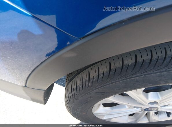1FMCU9G93HUD44500 2017 FORD ESCAPE Синий Вид щитка приборов