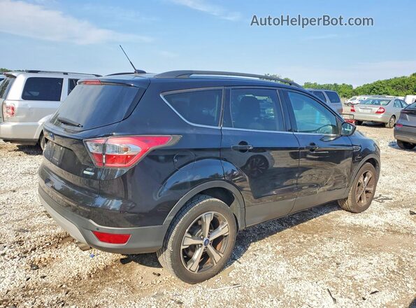 1FMCU9G94HUB18952 2017 FORD ESCAPE Черный Задняя правая четверть