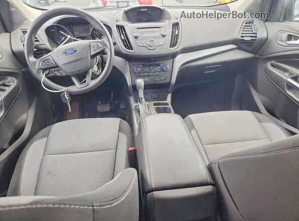 1FMCU9G94HUD66795 2017 FORD ESCAPE Серый Вид панели приборов