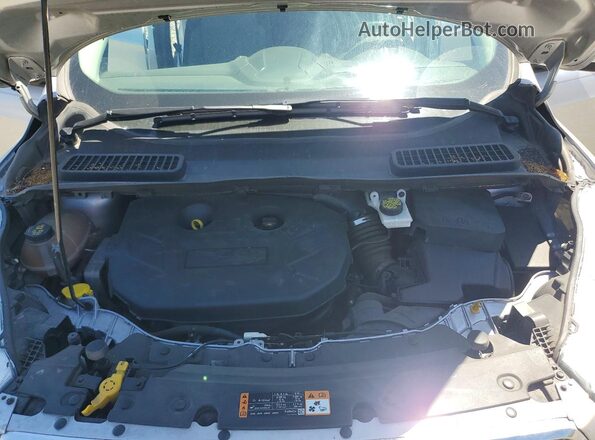 1FMCU9G97HUB16399 2017 FORD ESCAPE Silver ძრავის განყოფილების ხედი
