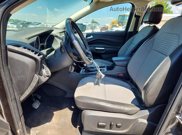 1FMCU9G97HUB75002 2017 FORD ESCAPE Gray Vista interior delantera