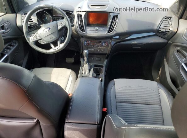 1FMCU9G97HUB87764 2017 FORD ESCAPE Черный Вид панели приборов