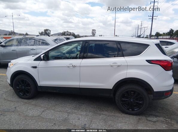 1FMCU9G97KUB89005 2019 FORD ESCAPE White 360 interior view