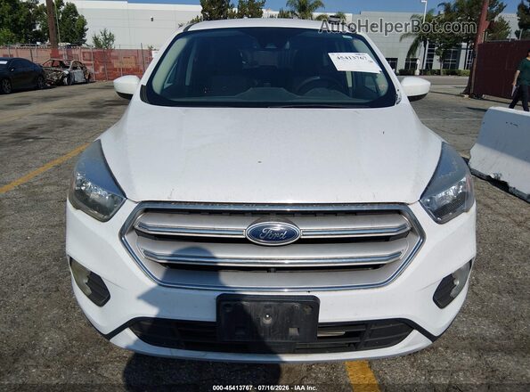 1FMCU9G97KUB89005 2019 FORD ESCAPE White Instrument cluster view