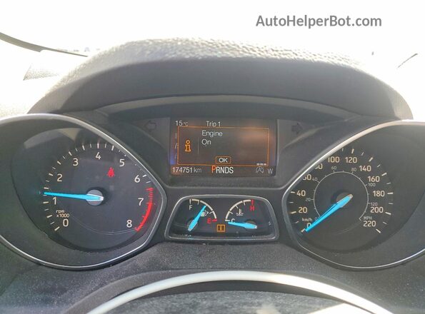 1FMCU9G98HUB10112 2017 FORD ESCAPE Белый Вид щитка приборов