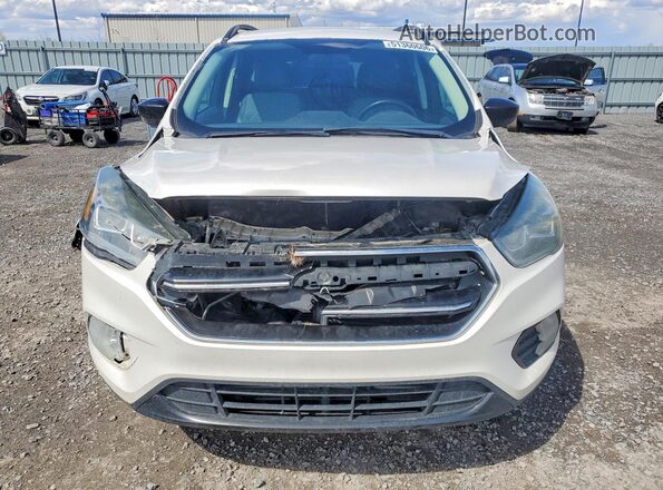 1FMCU9G98HUB10112 2017 FORD ESCAPE Белый Вид спереди