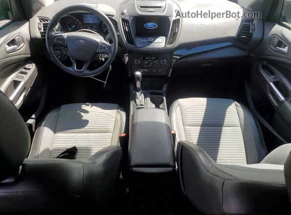 1FMCU9G98HUB10112 2017 FORD ESCAPE Белый Вид панели приборов
