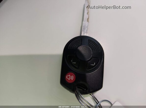 1FMCU9G98HUB69256 2017 FORD ESCAPE Blue Вид панелі приладів