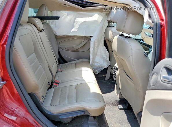 1FMCU9G9XHUA76318 2017 FORD ESCAPE Red Widok wnętrza z tyłu