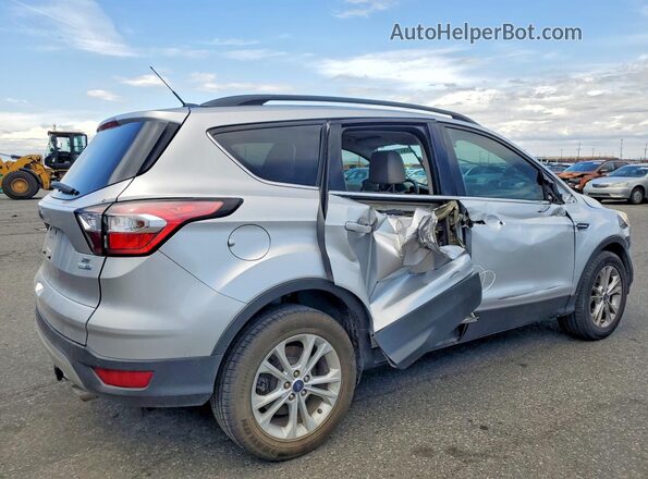 1FMCU9G9XHUE30452 2017 FORD ESCAPE Silver Задня права чверть