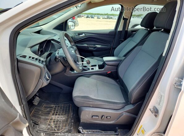 1FMCU9GD0HUA45003 2017 FORD ESCAPE White წინა სალონის ხედი