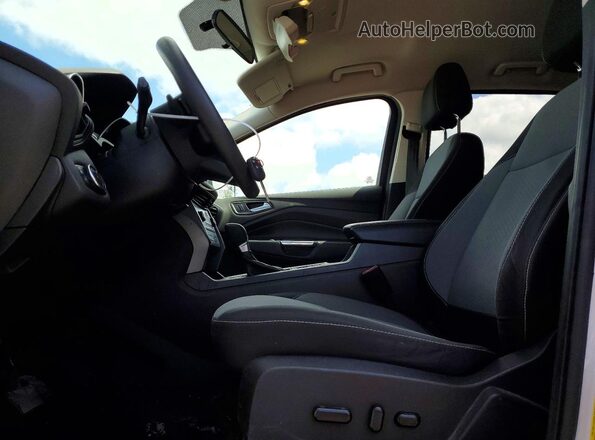 1FMCU9GD0HUA70967 2017 FORD ESCAPE White წინა სალონის ხედი