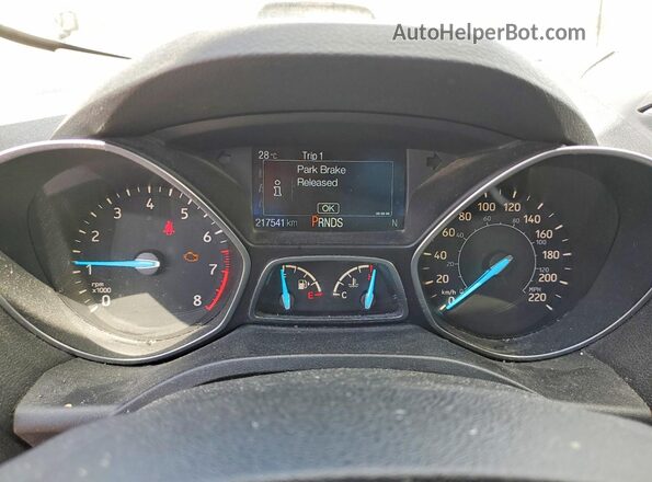 1FMCU9GD0HUA70967 2017 FORD ESCAPE White ხელსაწყოთა პანელის ხედი