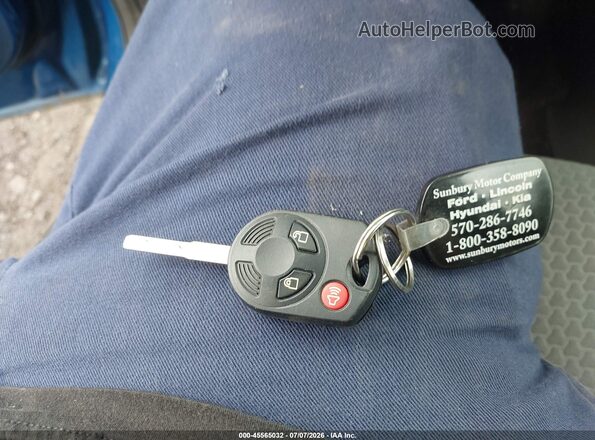 1FMCU9GD0HUD90712 2017 FORD ESCAPE Синий Вид панели приборов