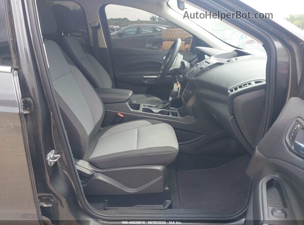 1FMCU9GD0HUE18542 2017 FORD ESCAPE  Vista interior delantera