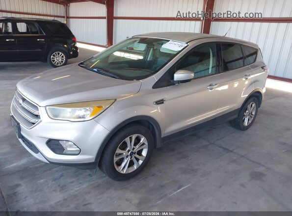 1FMCU9GD0HUE49967 2017 FORD ESCAPE Серебряный Передняя левая четверть
