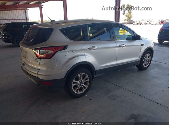 1FMCU9GD0HUE49967 2017 FORD ESCAPE Серебряный Задняя правая четверть