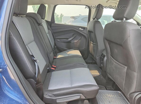 1FMCU9GD0JUA03789 2018 FORD ESCAPE Blue Vista interior trasera