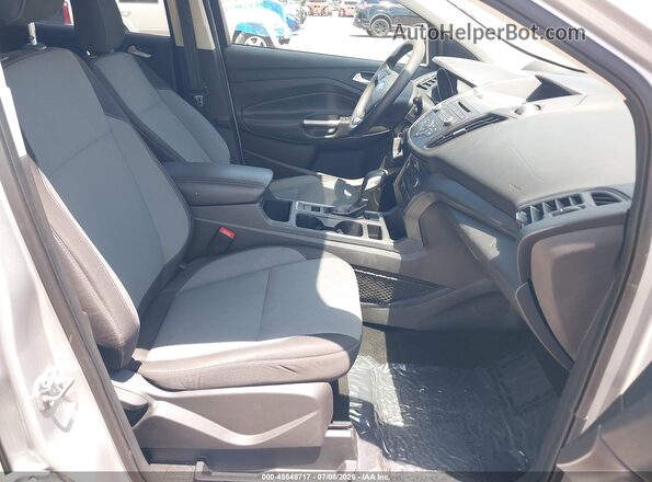 1FMCU9GD0JUA65404 2018 FORD ESCAPE Silver წინა სალონის ხედი