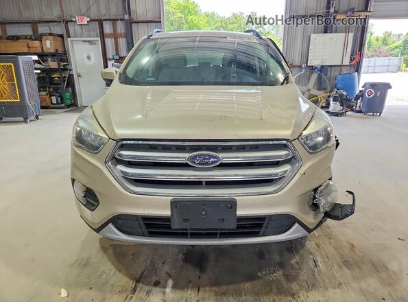 1FMCU9GD0JUB10891 2018 FORD ESCAPE Gold Vista frontal