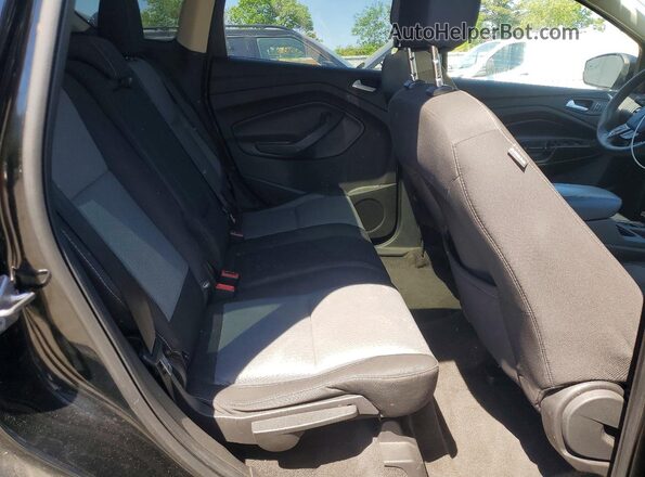1FMCU9GD0JUC40685 2018 FORD ESCAPE Черный Вид задней части салона