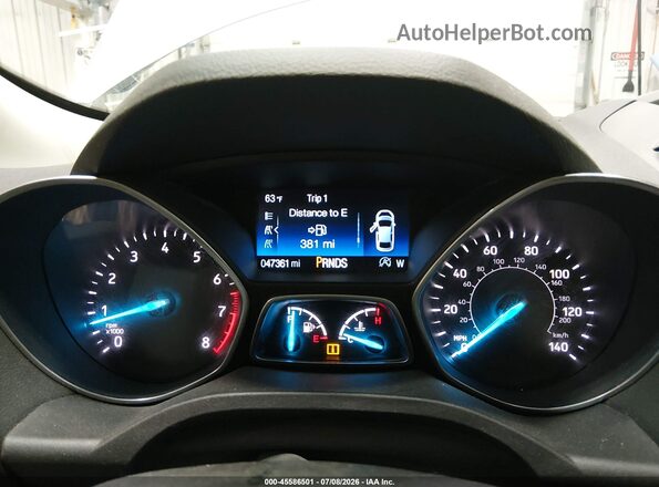 1FMCU9GD0JUD08922 2018 FORD ESCAPE Silver Widok tylnych siedzeń