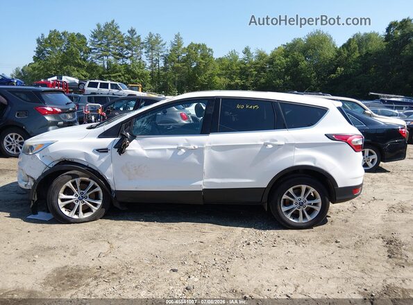 1FMCU9GD1HUA29618 2017 FORD ESCAPE White Vista interior trasera