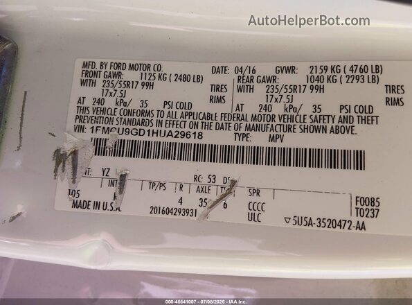 1FMCU9GD1HUA29618 2017 FORD ESCAPE White Vista del compartimento del motor