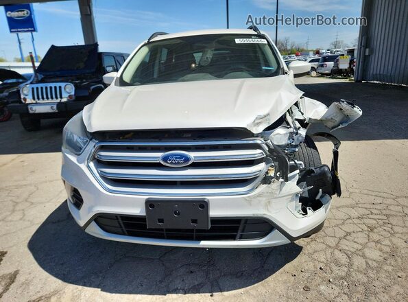 1FMCU9GD1JUA90151 2018 FORD ESCAPE White Front view