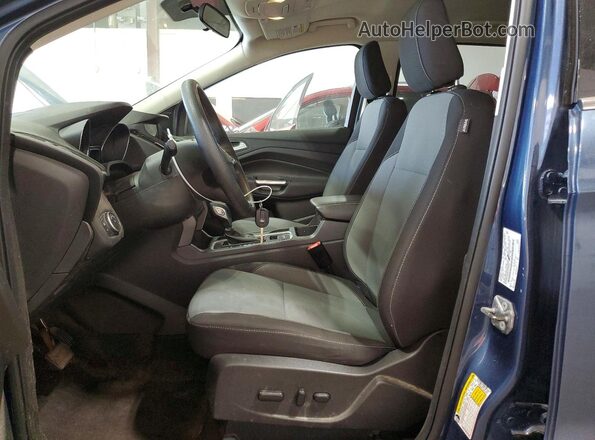1FMCU9GD1JUB13573 2018 FORD ESCAPE Blue Вид салону спереду