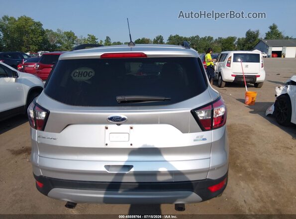 1FMCU9GD1JUD17810 2018 FORD ESCAPE Silver 