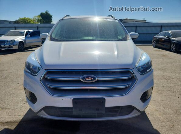 1FMCU9GD1JUD38513 2018 FORD ESCAPE White წინა ხედი