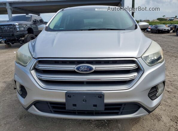 1FMCU9GD2HUC58258 2017 FORD ESCAPE Silver Front view