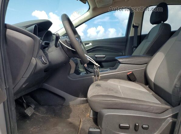 1FMCU9GD2HUC58258 2017 FORD ESCAPE Silver Front interior view