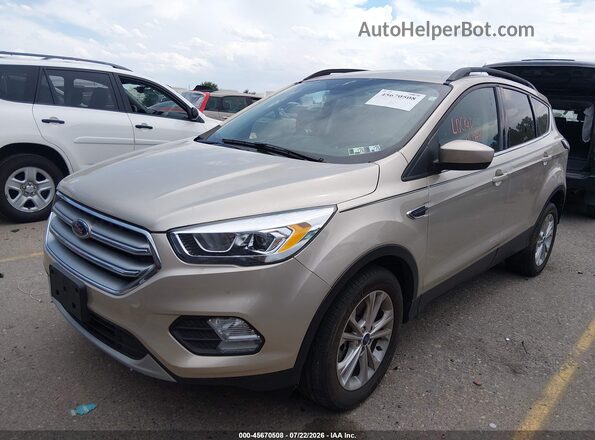 1FMCU9GD2HUD17325 2017 FORD ESCAPE Champagne წინა მარცხენა ხედი სამი მეოთხედიდან