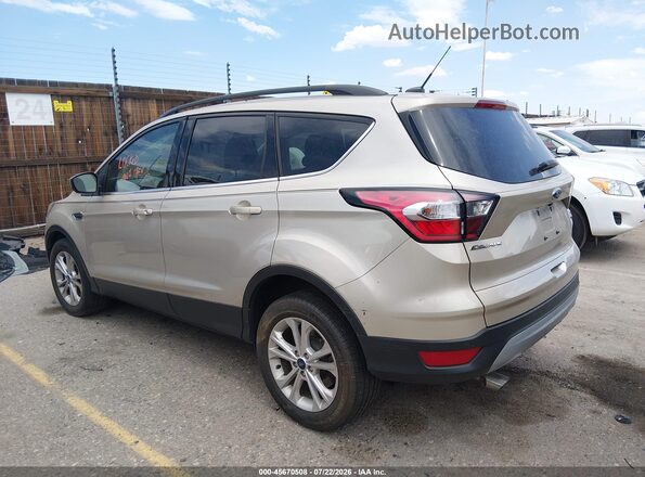 1FMCU9GD2HUD17325 2017 FORD ESCAPE Champagne უკანა სალონის ხედი