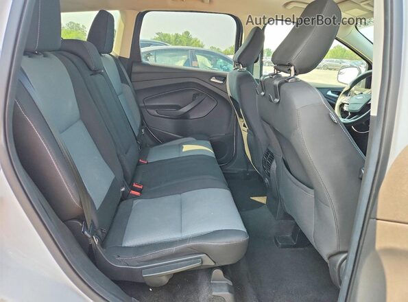 1FMCU9GD2JUA77666 2018 FORD ESCAPE White Rear interior view