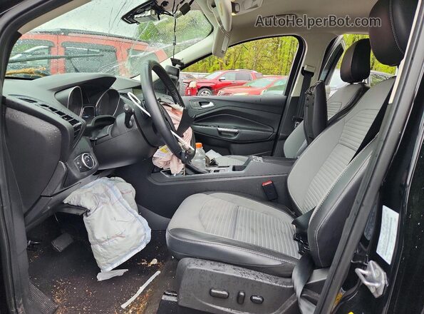 1FMCU9GD2JUB34450 2018 FORD ESCAPE Black Front interior view