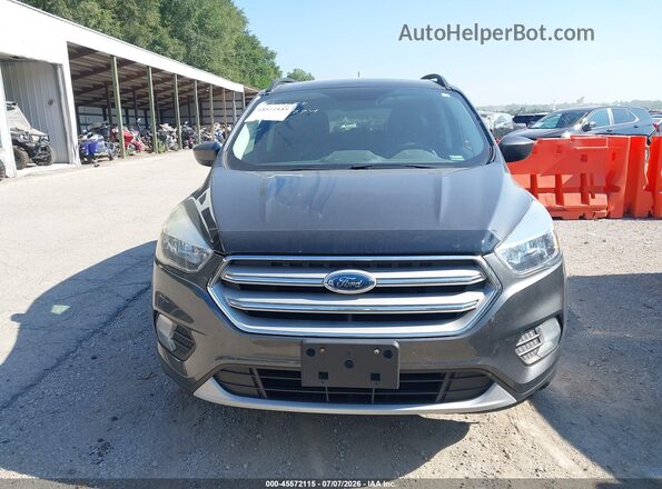 1FMCU9GD2JUB42743 2018 FORD ESCAPE Серый Вид щитка приборов