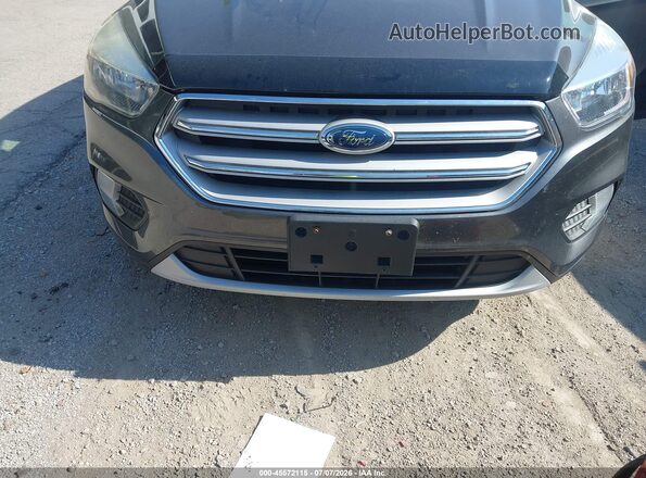 1FMCU9GD2JUB42743 2018 FORD ESCAPE Серый Вид спереди
