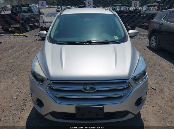 1FMCU9GD2JUD53621 2018 FORD ESCAPE Silver Widok zestawu wskaźników