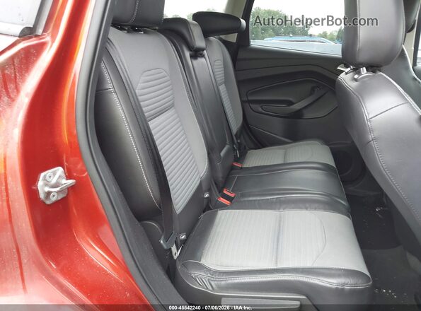 1FMCU9GD2KUA07957 2019 FORD ESCAPE Orange Вид наклейки з VIN-кодом