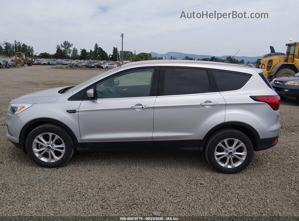 1FMCU9GD2KUA65812 2019 FORD ESCAPE Серебряный Панорамный вид салона 360°