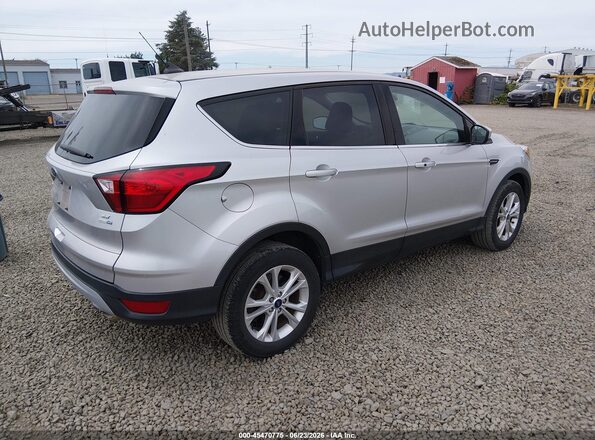 1FMCU9GD2KUA65812 2019 FORD ESCAPE Серебряный Задняя правая четверть