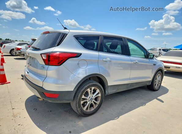 1FMCU9GD2KUB90535 2019 FORD ESCAPE Серебряный Задняя правая четверть