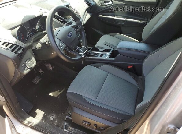 1FMCU9GD2KUB90535 2019 FORD ESCAPE Серебряный Вид салона спереди