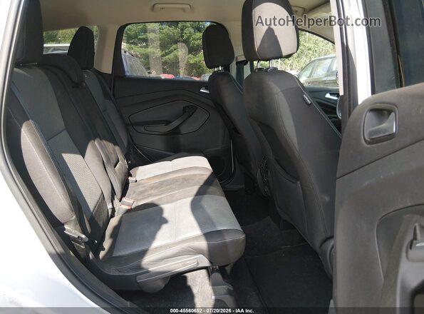 1FMCU9GD3HUC83167 2017 FORD ESCAPE White Вид наклейки з VIN-кодом